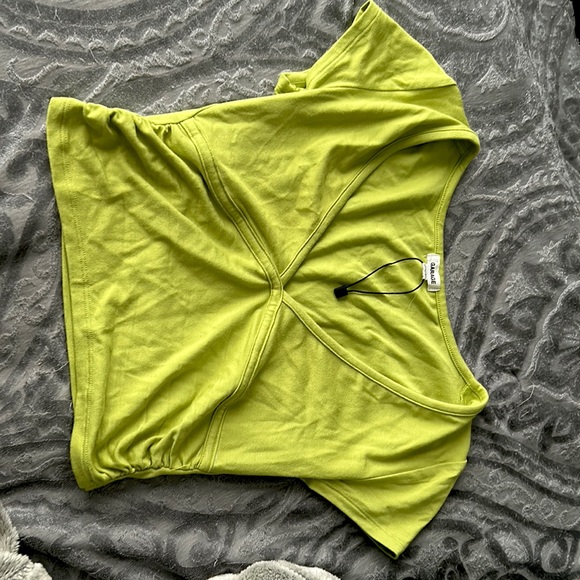 Green Garage Cropped Tee - Picture 3 of 3